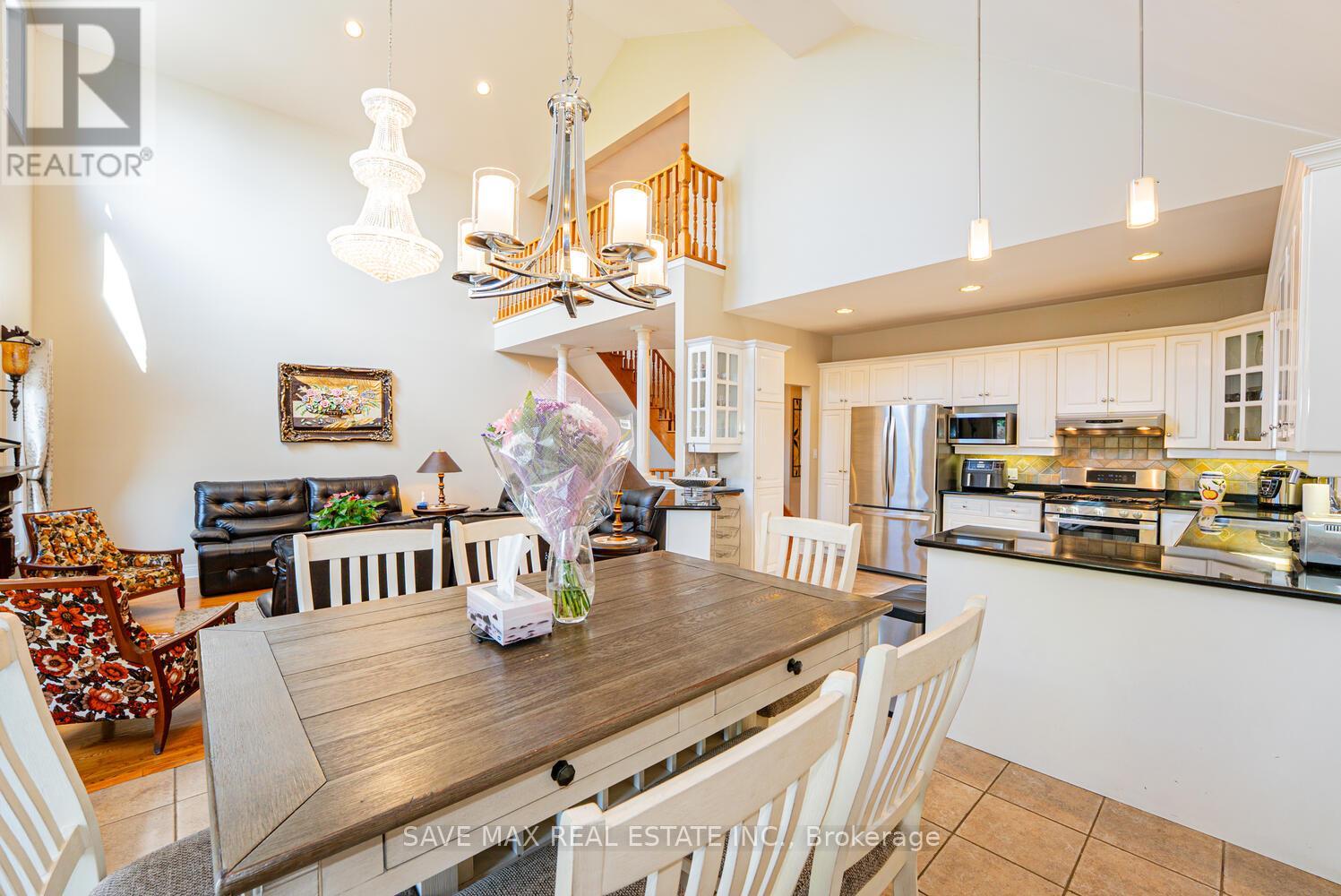 10 Otto Court, Whitby (Blue Grass Meadows), Ontario  L1N 9T4 - Photo 11 - E12217400