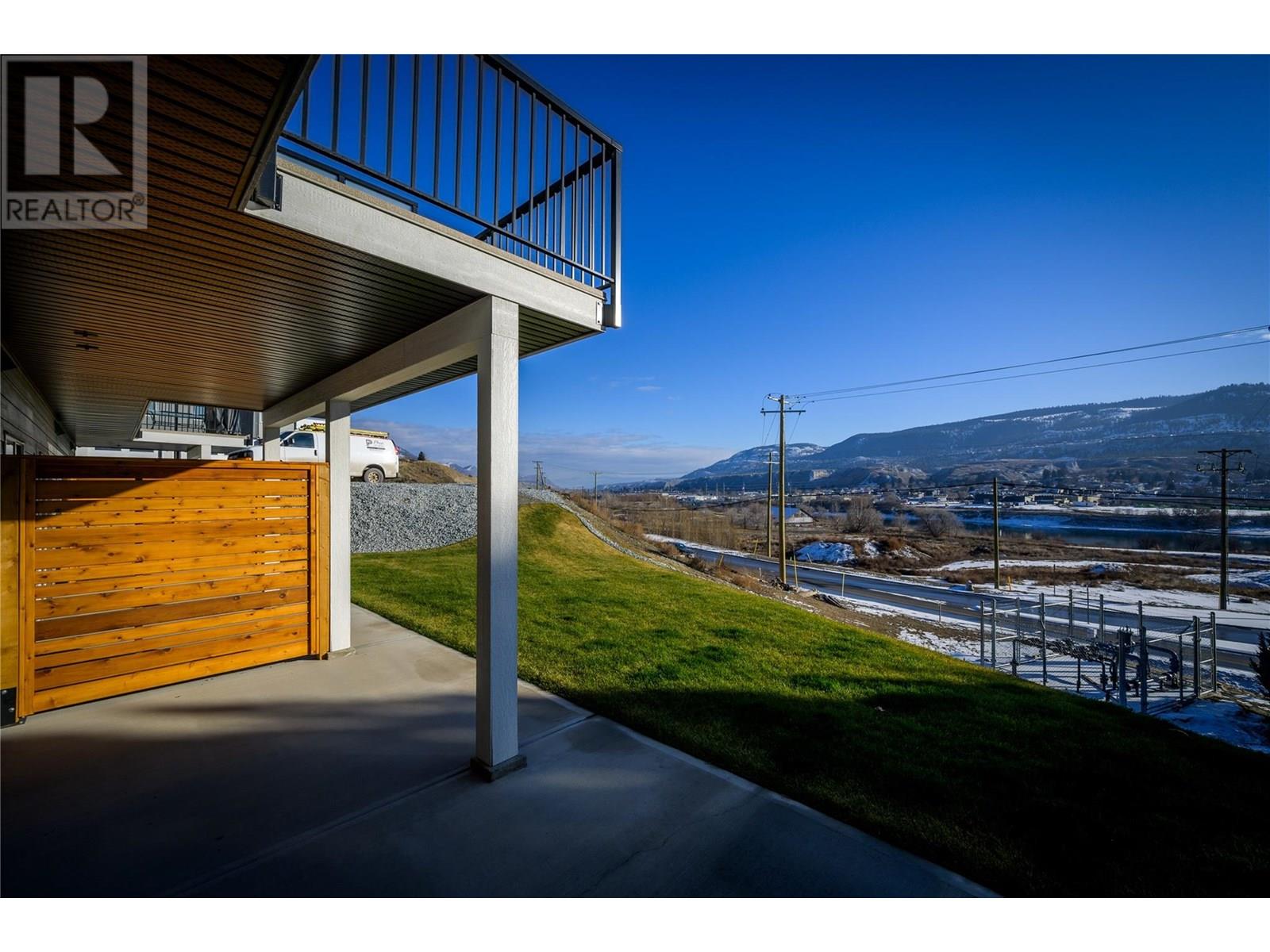 128 River Gate Drive, Kamloops, British Columbia  V2H 0E4 - Photo 21 - 10333050