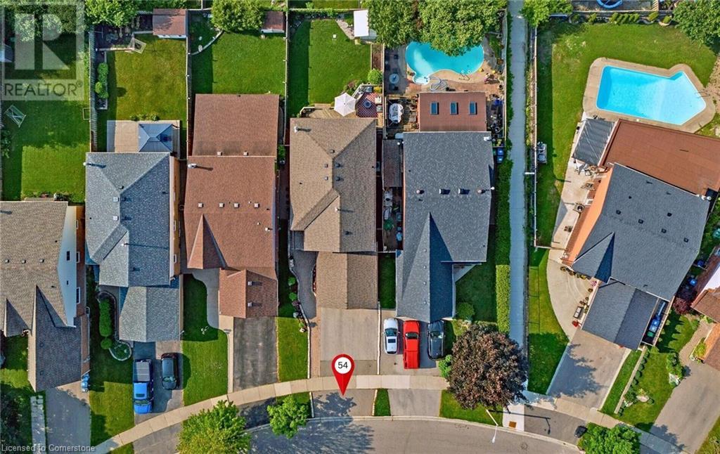 Property at 54 FERGUSON Place image 3