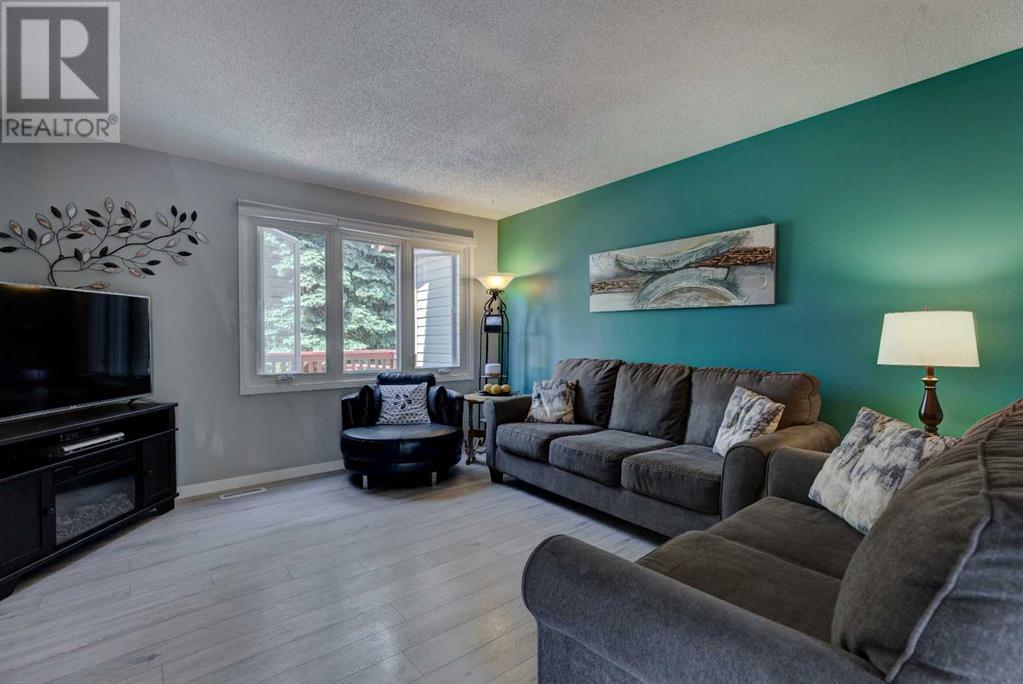 Property at 136 Deerview Drive SE image 4