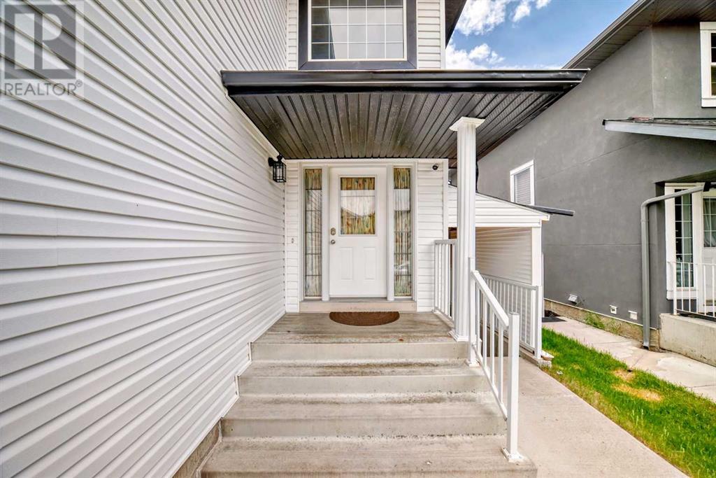 Property at 186 Saddleland Crescent NE image 2