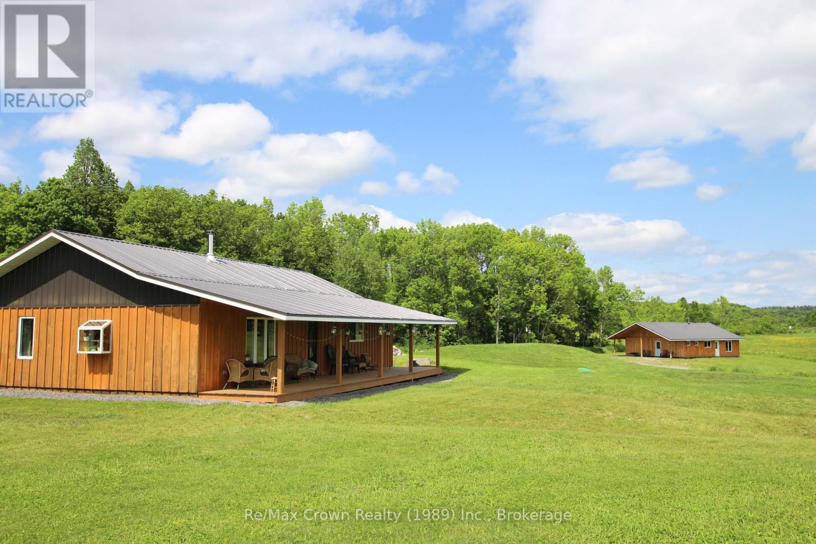 303 CLEAR LAKE ROAD, Parry Sound Remote Area, Ontario