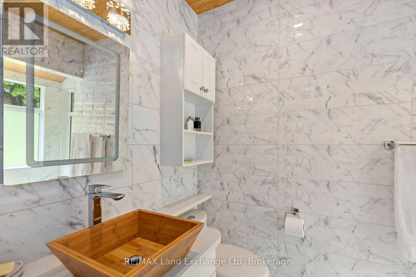 14519 Elginfield Road, Middlesex Centre, Ontario N0M 2J0 - Photo 25 - X12202620