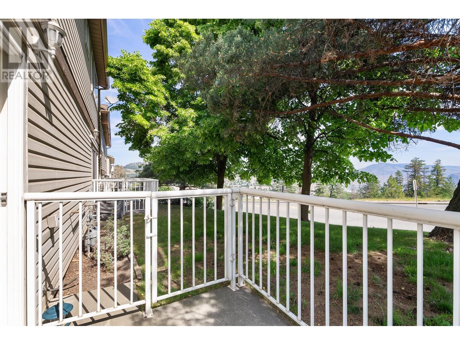 1990 Pacific Way Unit# 104, Kamloops, British Columbia  V1S 1W3 - Photo 27 - 10352061