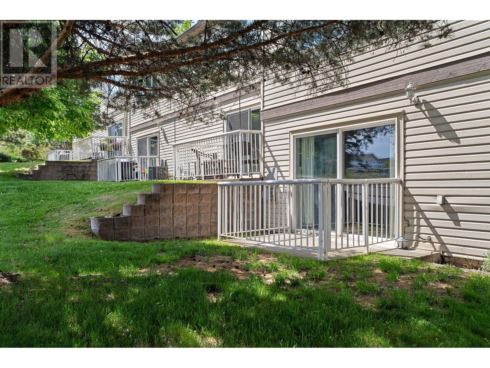 1990 Pacific Way Unit# 104, Kamloops, British Columbia  V1S 1W3 - Photo 28 - 10352061