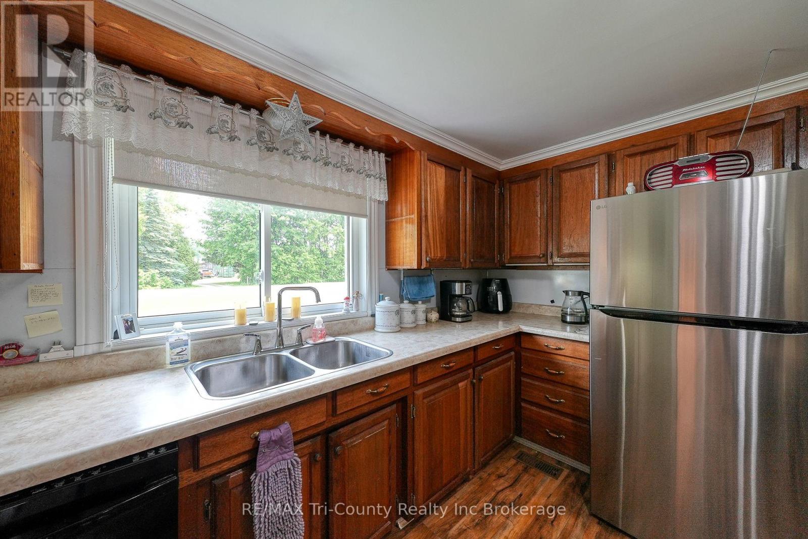 985 Norfolk County 28 Road, Norfolk, Ontario  N0E 1G0 - Photo 16 - X12219361