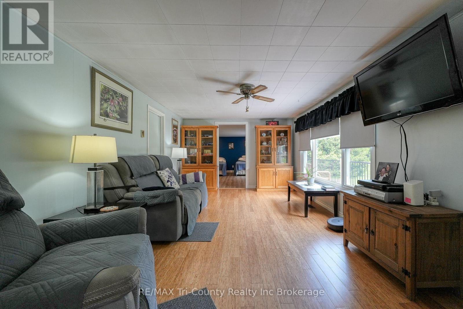985 Norfolk County 28 Road, Norfolk, Ontario  N0E 1G0 - Photo 17 - X12219361