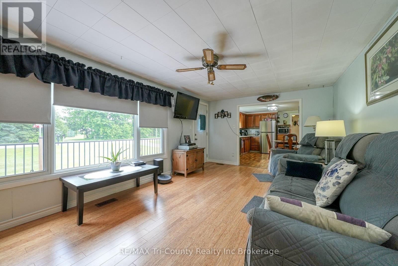 985 Norfolk County 28 Road, Norfolk, Ontario  N0E 1G0 - Photo 18 - X12219361