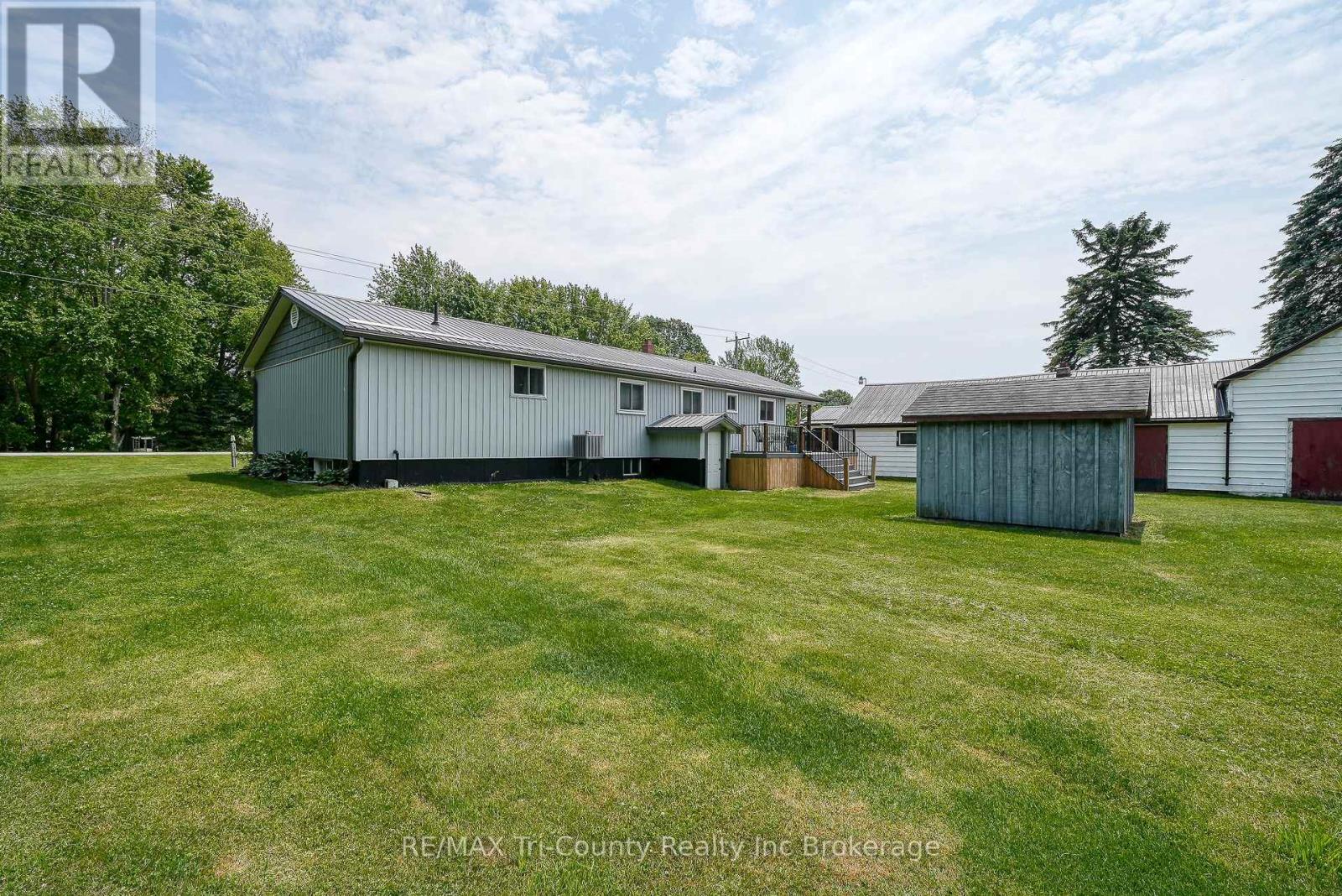 985 Norfolk County 28 Road, Norfolk, Ontario  N0E 1G0 - Photo 38 - X12219361