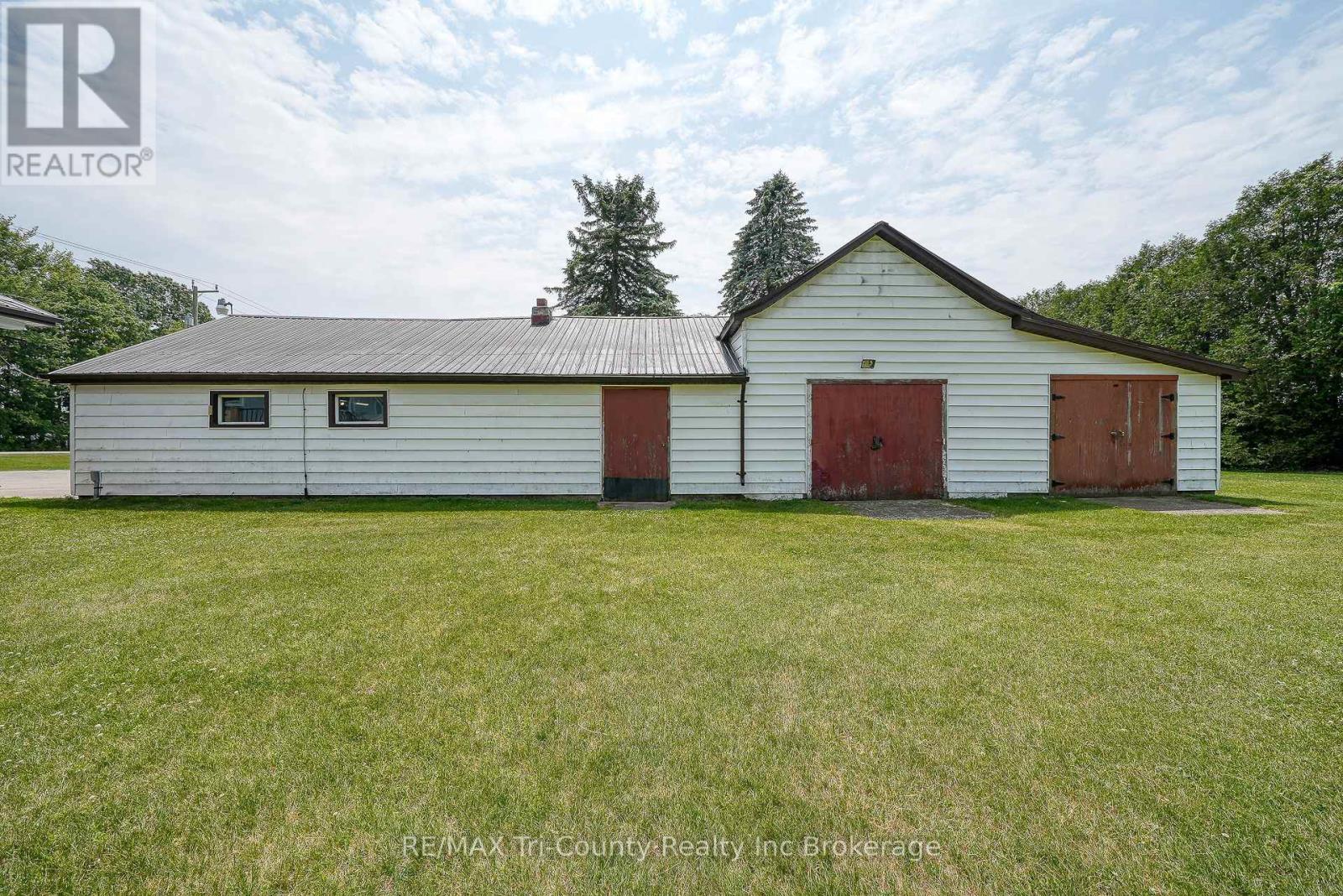 985 Norfolk County 28 Road, Norfolk, Ontario  N0E 1G0 - Photo 9 - X12219361