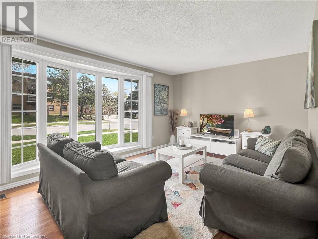 267 Kingswood Drive, Kitchener, Ontario  N2E 1S1 - Photo 9 - 40732833