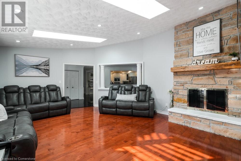Property at 2658 GUYATT Road image 4