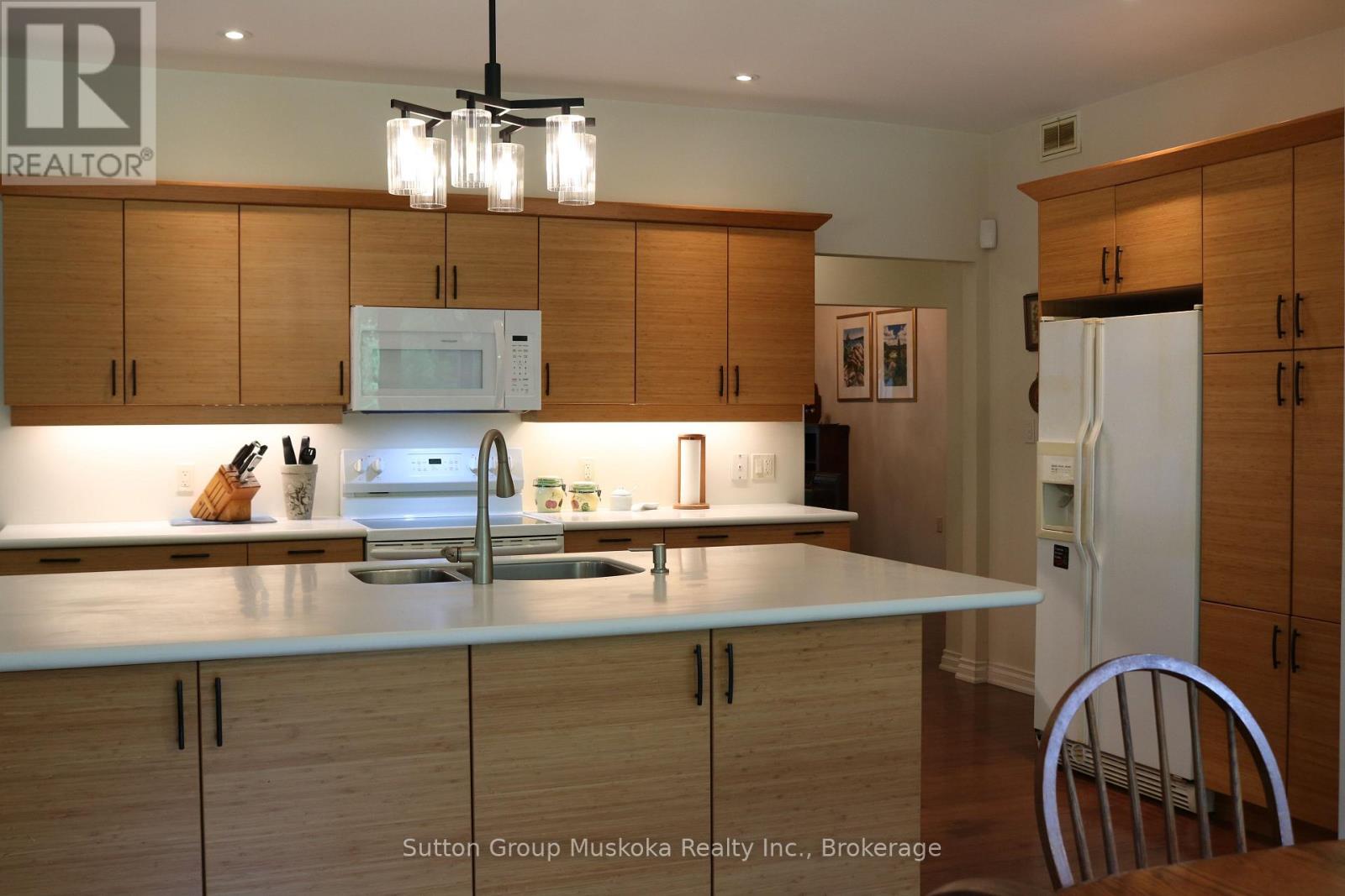 Property at 393 SKYHILLS ROAD image 2