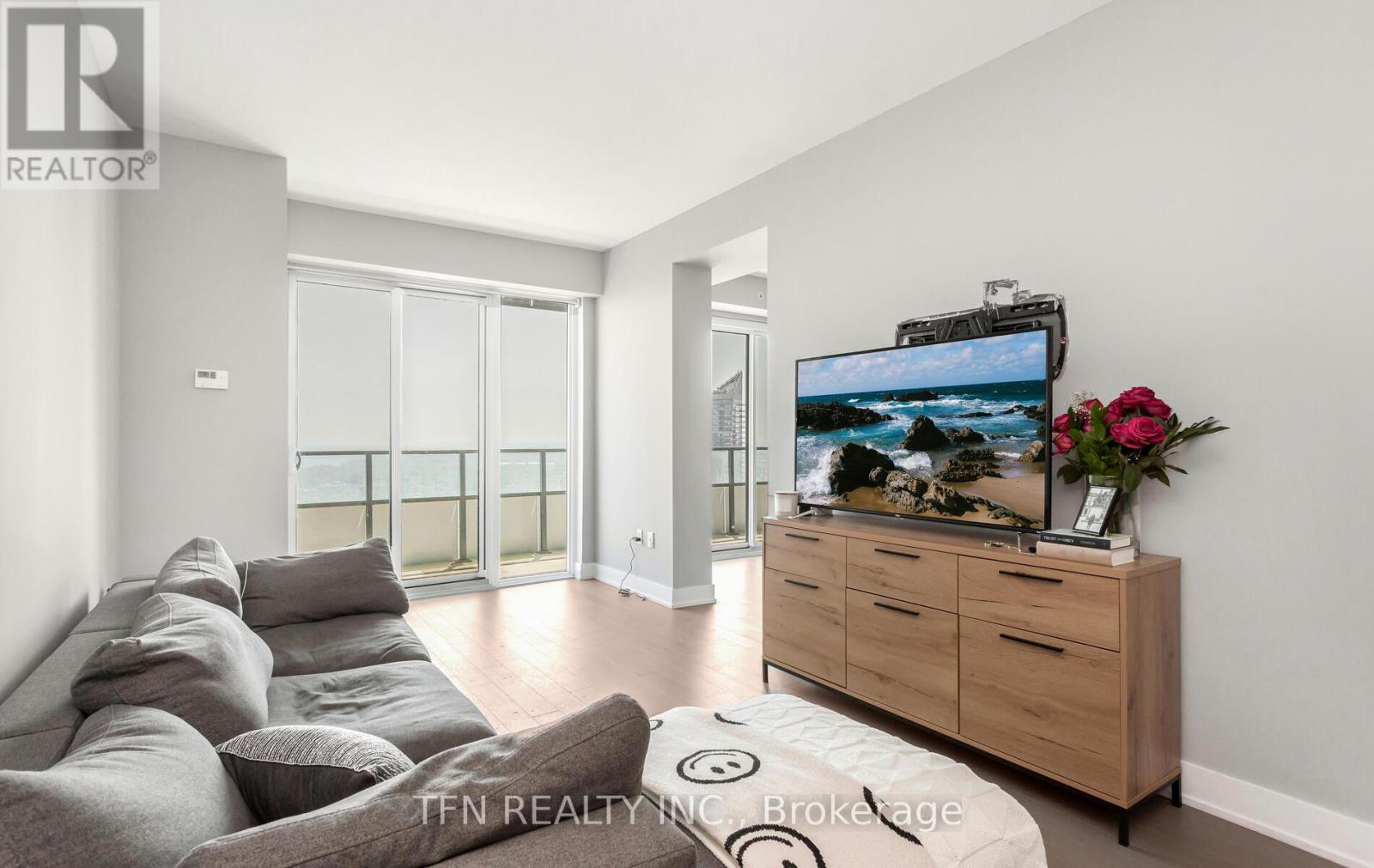 3510 - 20 Shore Breeze Drive, Toronto, Ontario  M8V 0C7 - Photo 6 - W12206826