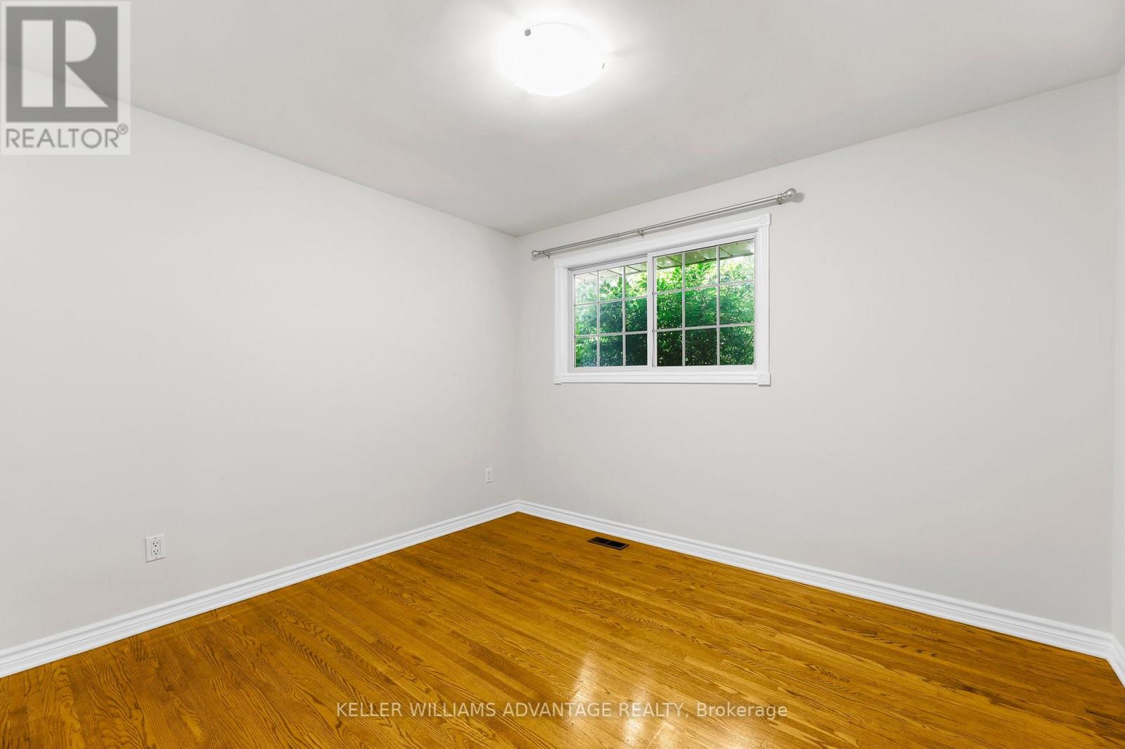 458 Three Valleys Crescent, London South, Ontario  N5Z 3E7 - Photo 19 - X12217768
