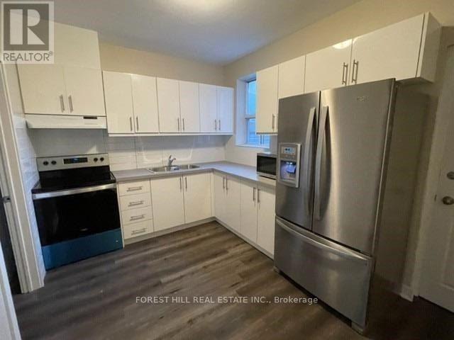Main - 68 Davisville Avenue, Toronto, Ontario  M4S 1E8 - Photo 2 - C12219230