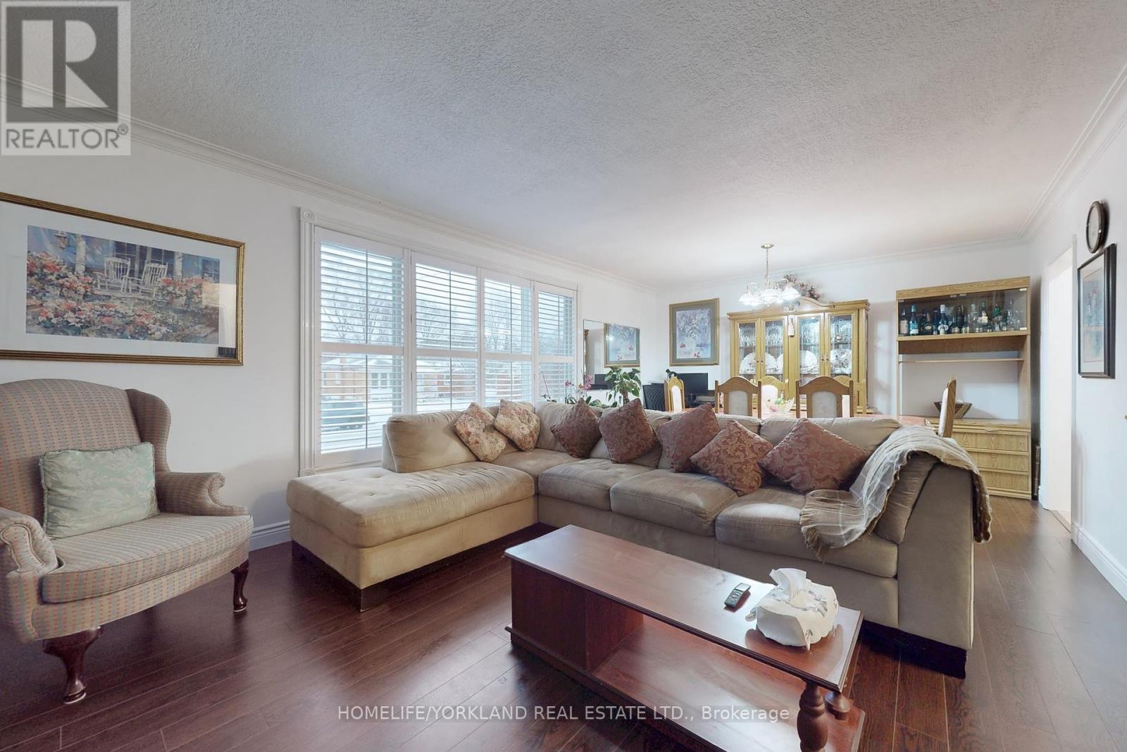 Property at 30 MERRIAN ROAD image 2