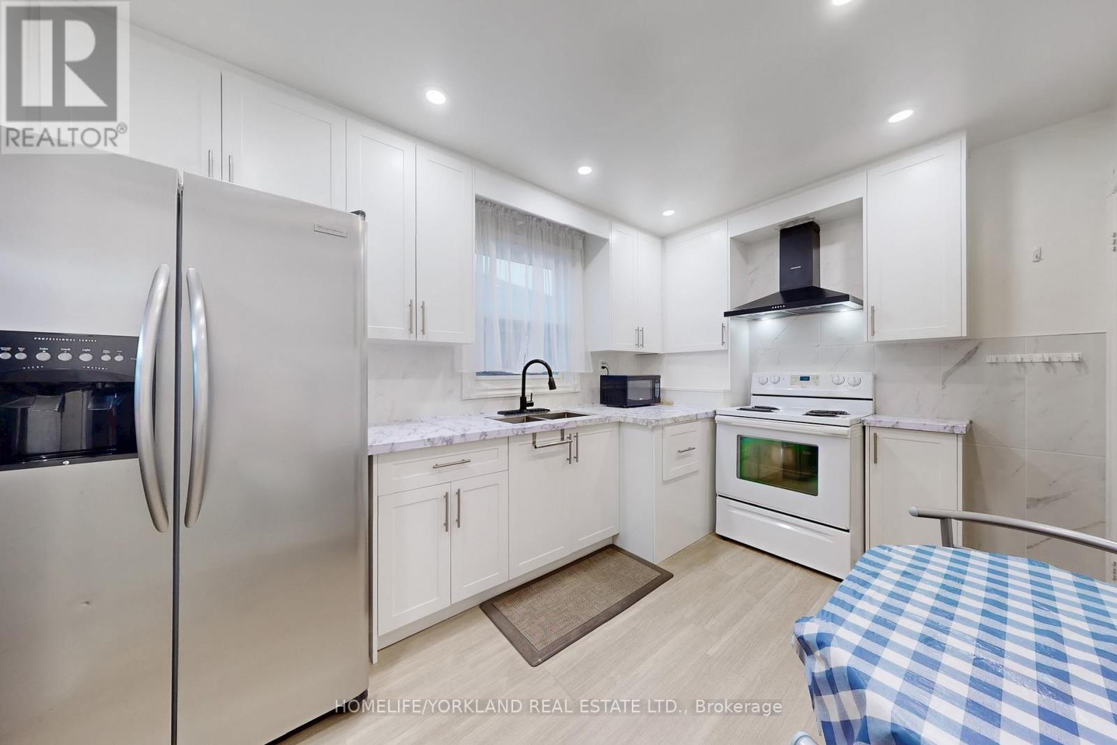 Property at 30 MERRIAN ROAD image 5