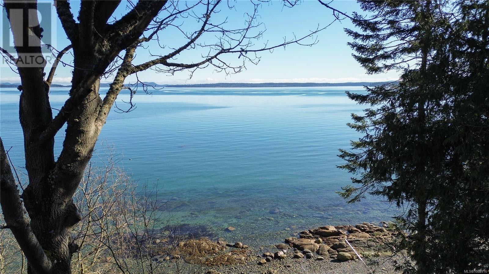 9005 Lochside Dr, North Saanich, British Columbia  V8L 1N1 - Photo 39 - 1002816