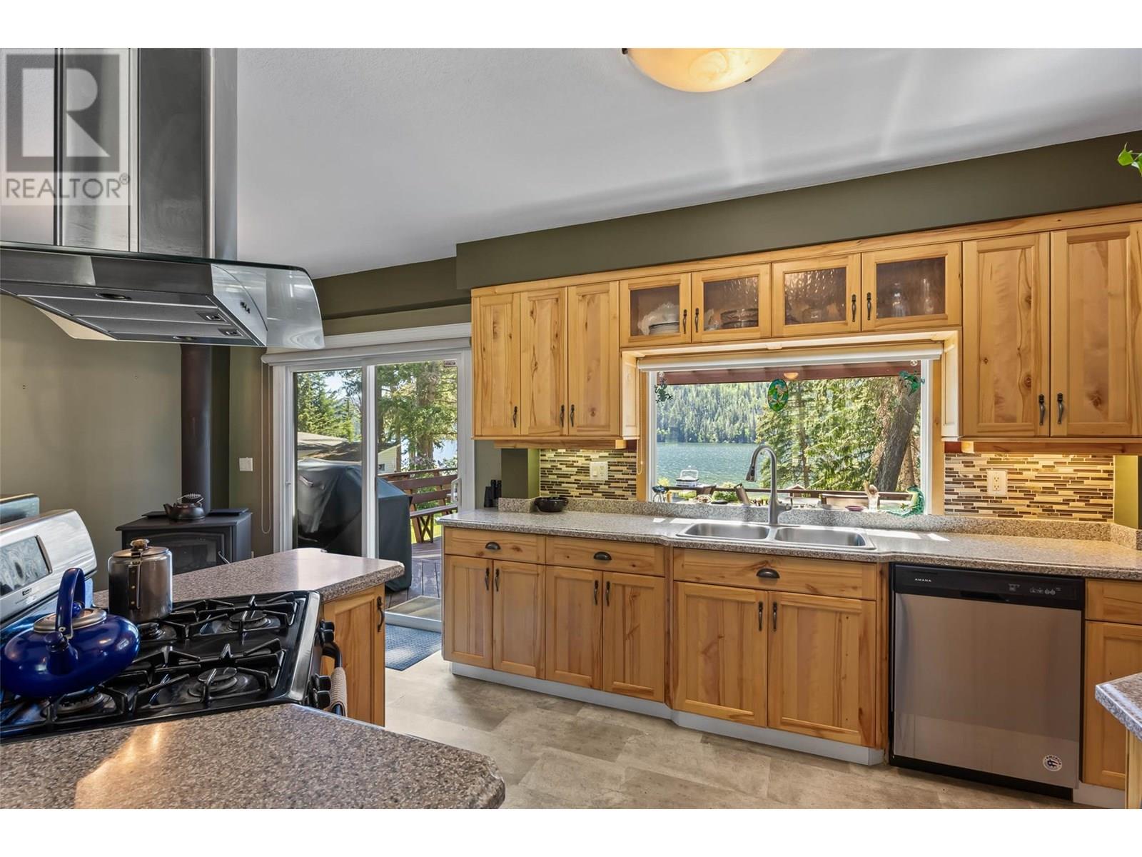 2292 OJIBWAY Road Kamloops Photo 9 2292 OJIBWAY Road Kamloops Photo 9