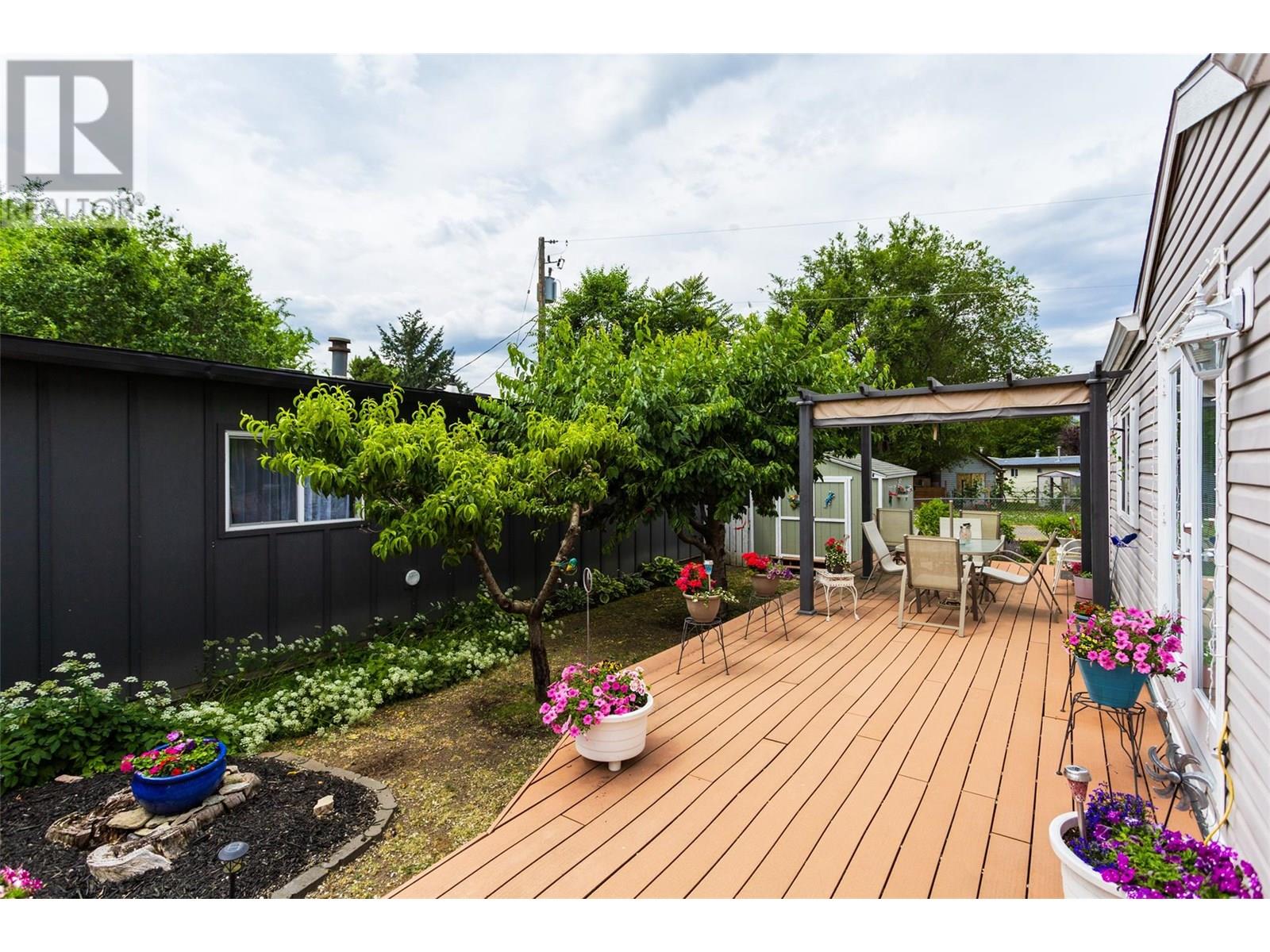 Property at 2035 Boucherie Road Unit# 71 image 4