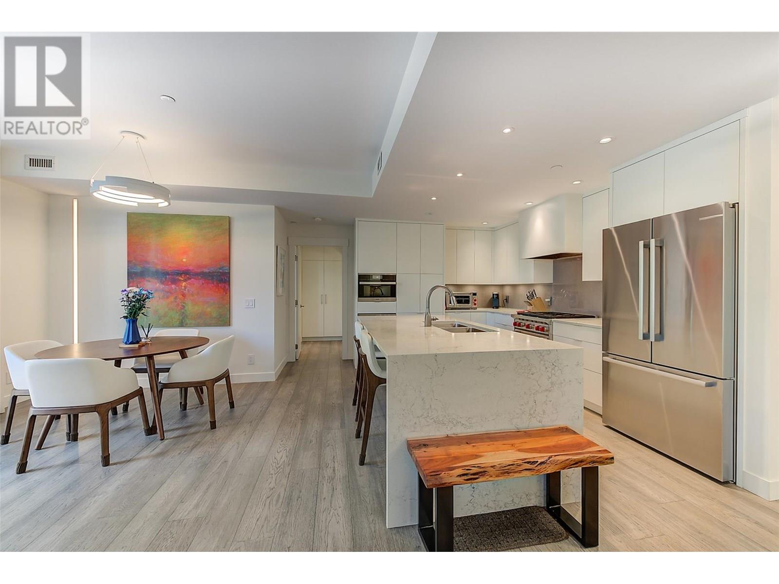 Property at 2901 Abbott Street Unit# 302 image 4