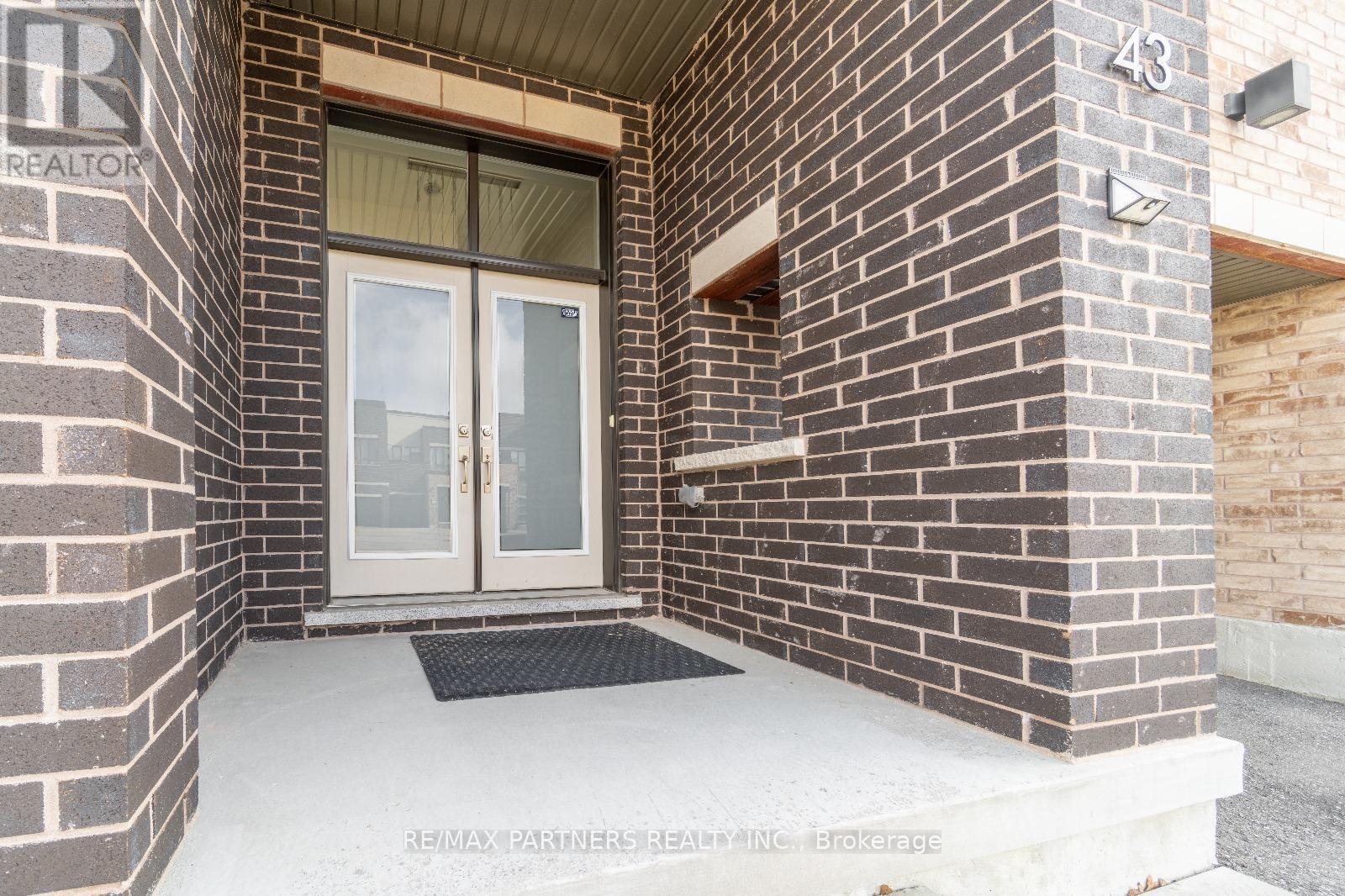 Property at 43 DARIOLE DRIVE image 3