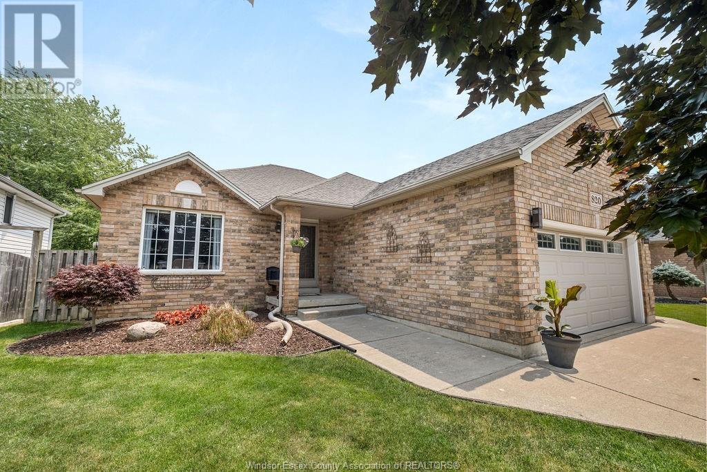 Property at 820 REVLAND DRIVE image 4
