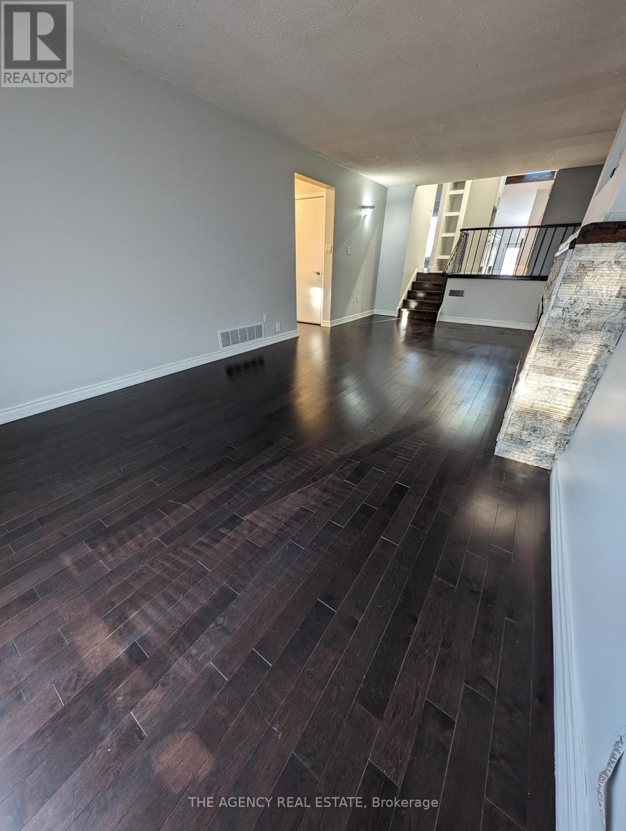 7285 Bendigo Circle, Mississauga (Meadowvale), Ontario  L5N 1Z4 - Photo 5 - W12219447