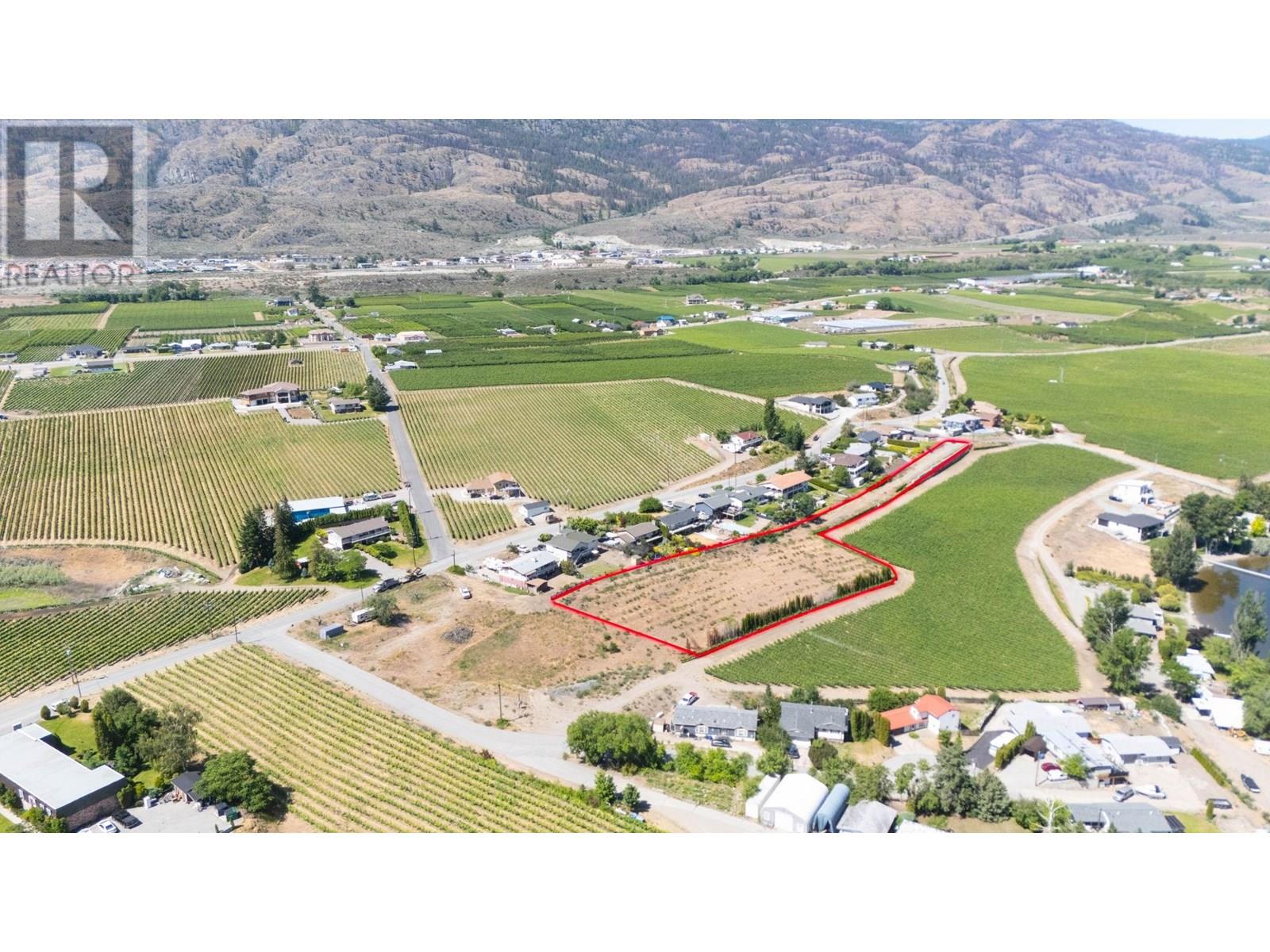 8525 104th Avenue, Osoyoos, British Columbia  V0H 1V0 - Photo 3 - 10352040
