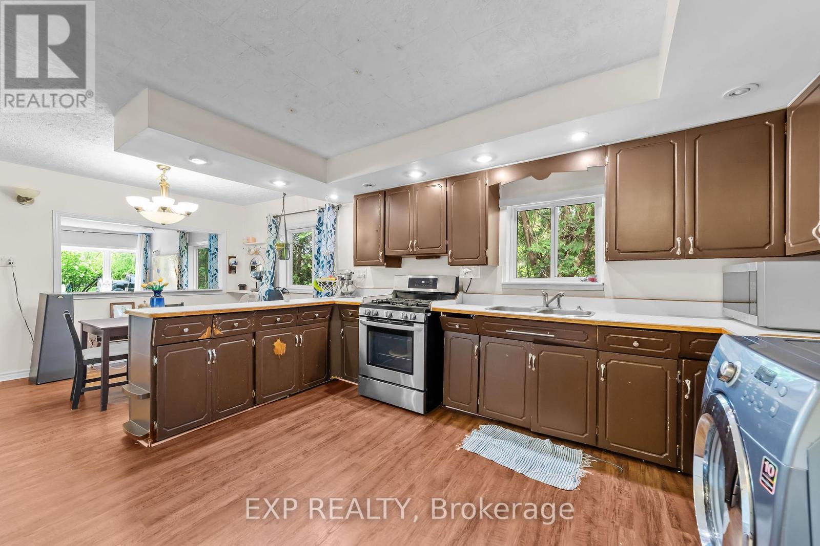 3109 Napperton Drive, Adelaide Metcalfe, Ontario  N7G 3H8 - Photo 10 - X12219390