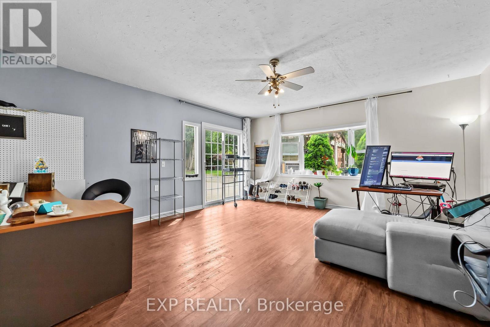 3109 Napperton Drive, Adelaide Metcalfe, Ontario  N7G 3H8 - Photo 8 - X12219390