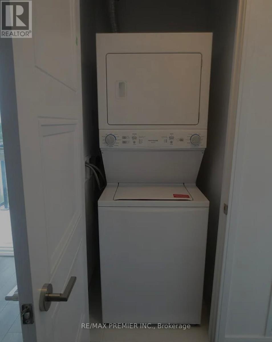 1011 - 25 Neighbourhood Lane, Toronto, Ontario  M8Y 0C3 - Photo 11 - W12219254