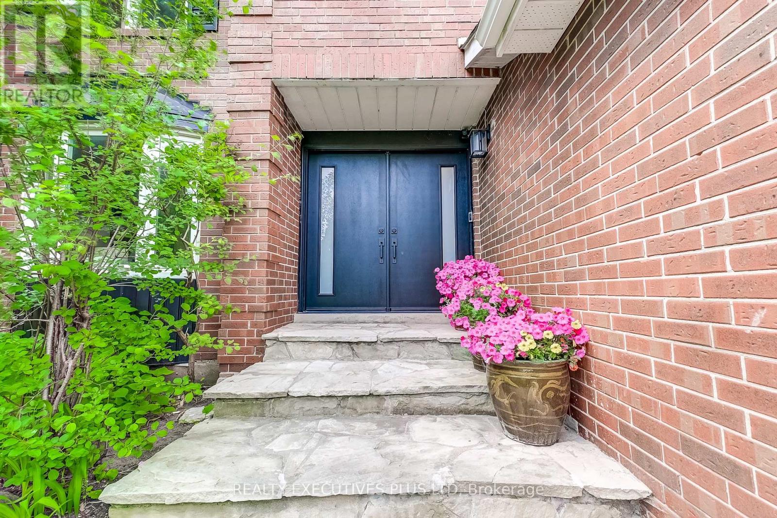 Property at 6982 DANTON PROMENADE image 4