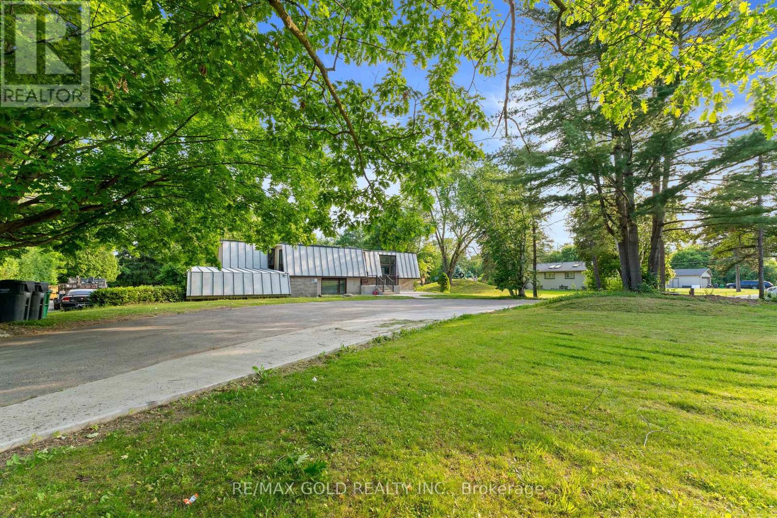 Property at 8420 CREDITVIEW ROAD image 2