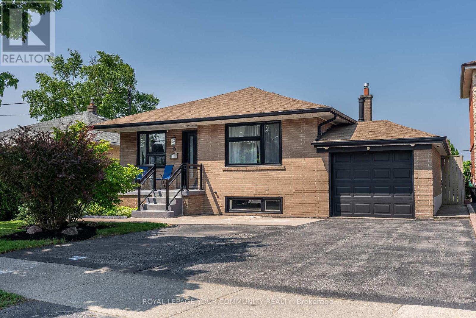 10 CONNIE STREET, Toronto, Ontario