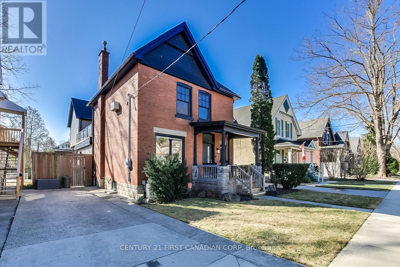 Property at 239 TECUMSEH AVENUE E image 2