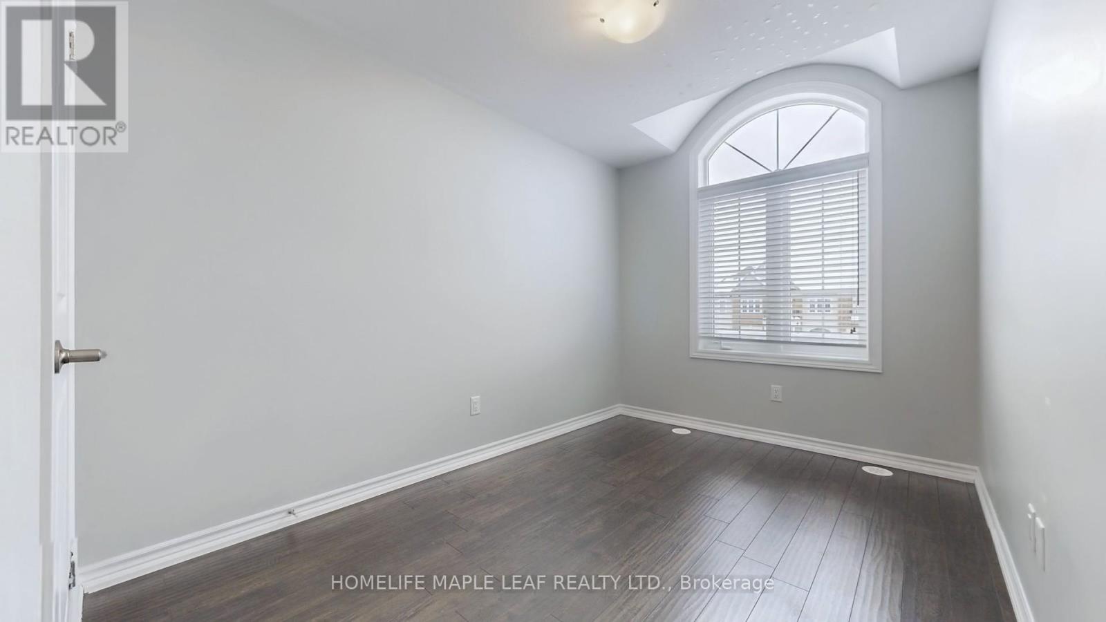 26 Borers Creek Circle, Hamilton, Ontario  L8B 1W3 - Photo 33 - X12219146