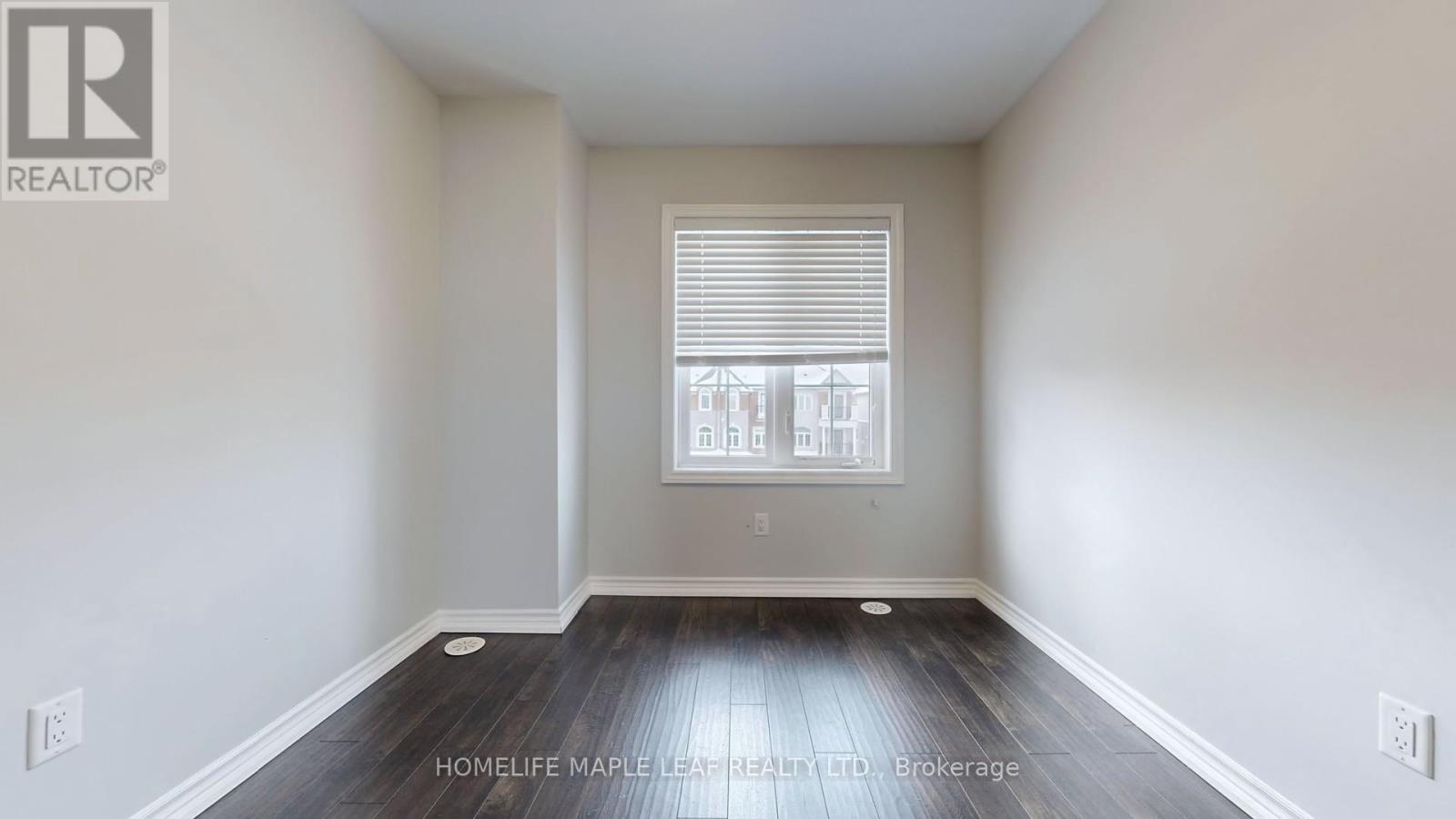26 Borers Creek Circle, Hamilton, Ontario  L8B 1W3 - Photo 37 - X12219146