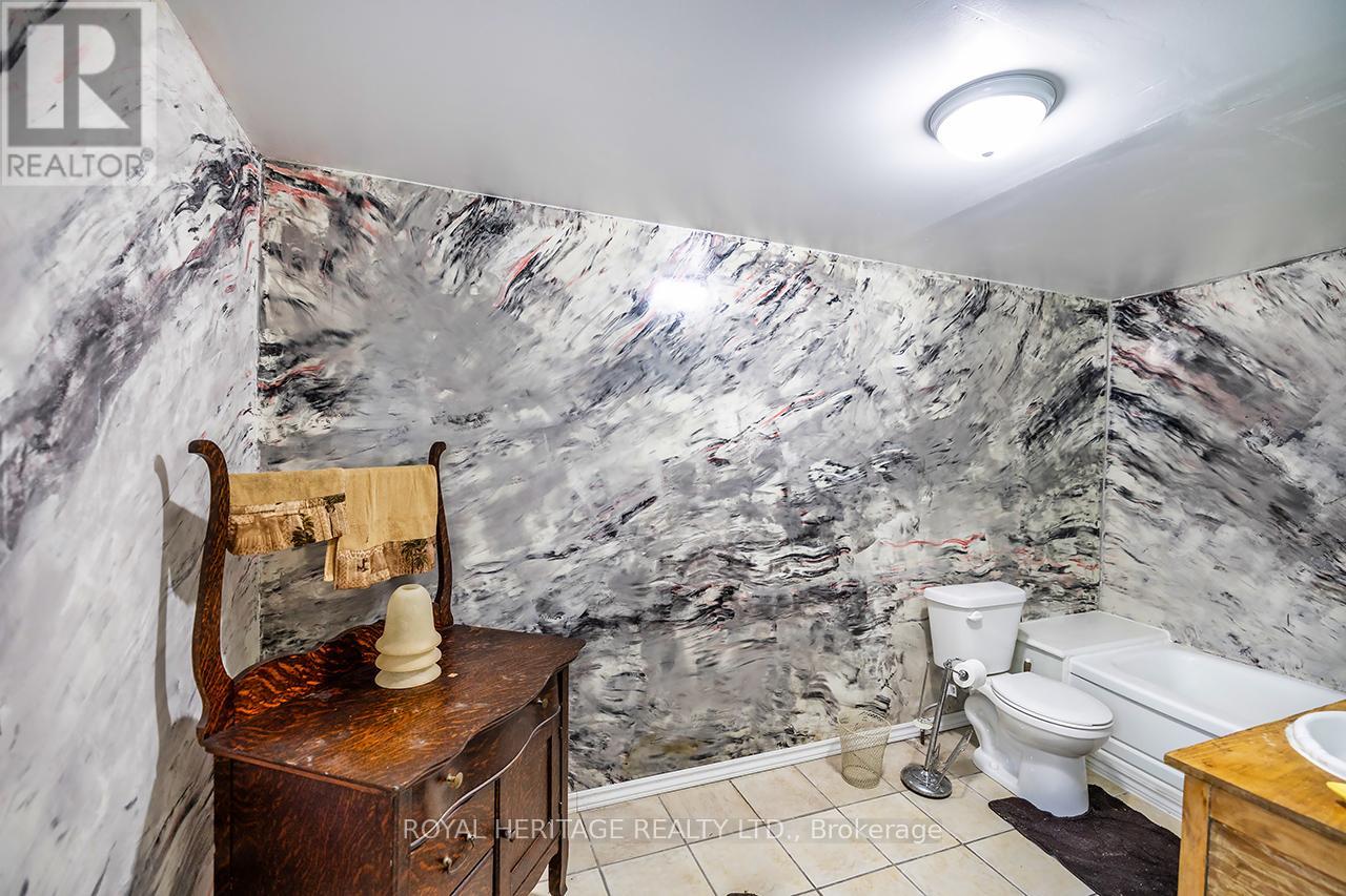 833 Woodville Road, Kawartha Lakes (Eldon), Ontario  K0M 2T0 - Photo 22 - X12219282