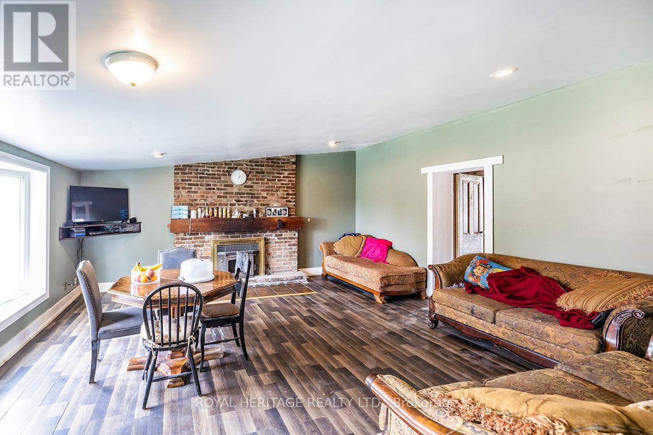 833 Woodville Road, Kawartha Lakes (Eldon), Ontario  K0M 2T0 - Photo 9 - X12219282