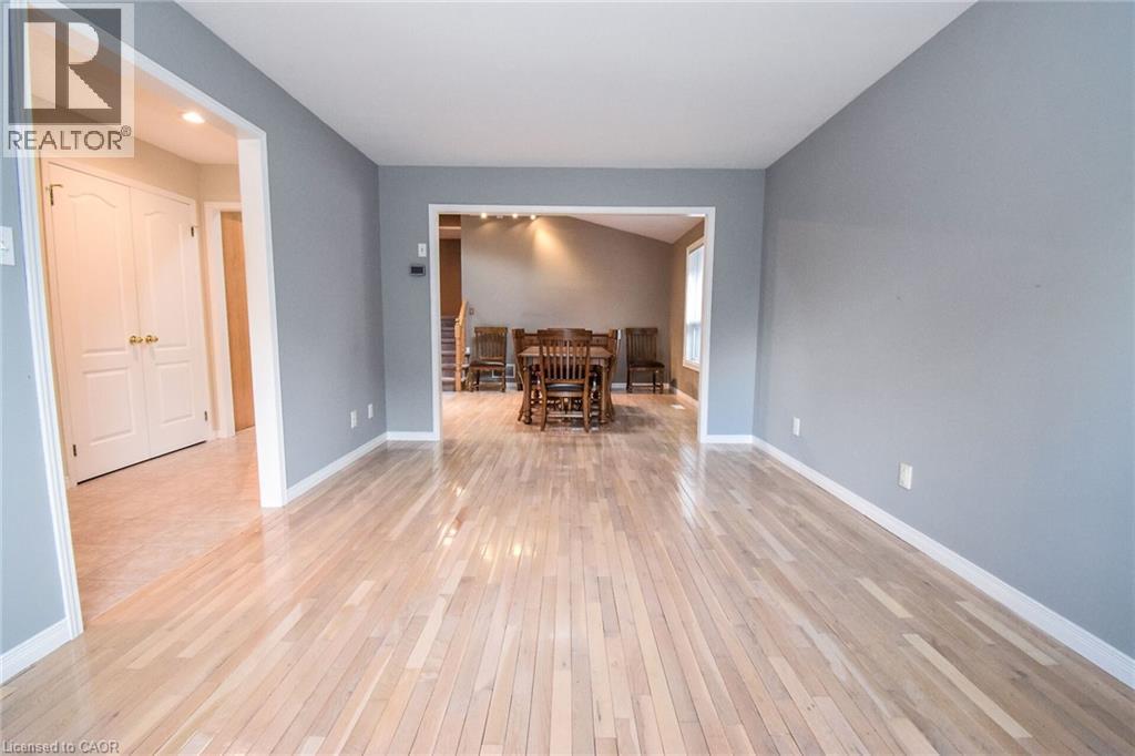 67 Lawnhurst Drive, Hamilton, Ontario  L8V 4N9 - Photo 8 - 40741017