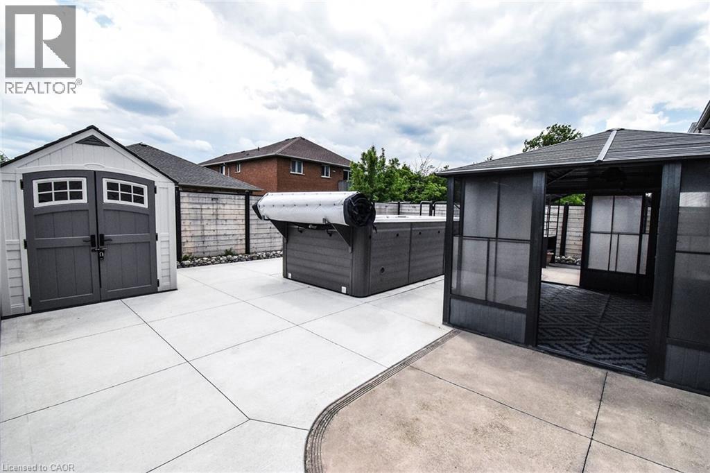 67 Lawnhurst Drive, Hamilton, Ontario  L8V 4N9 - Photo 48 - 40741017