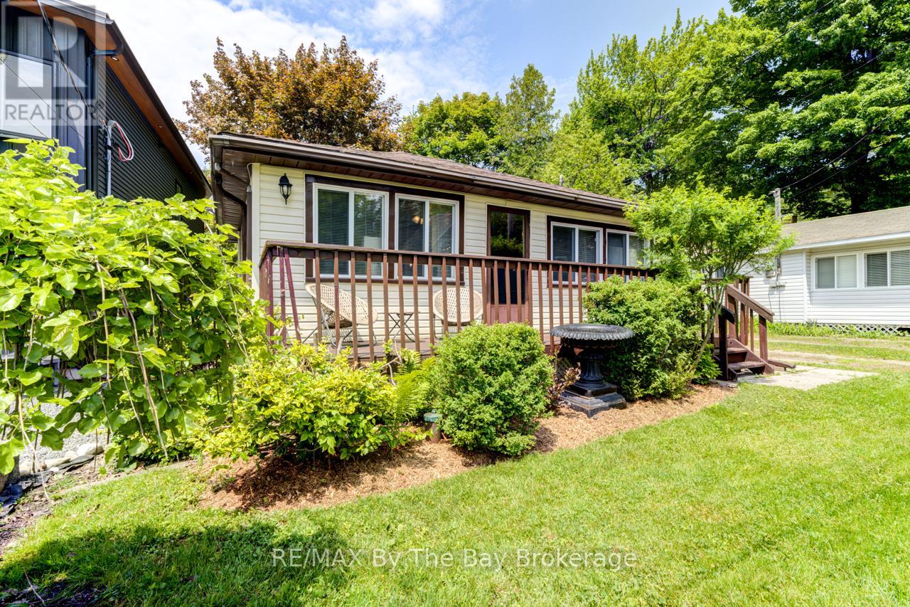50 BALSAM STREET, Tiny, Ontario