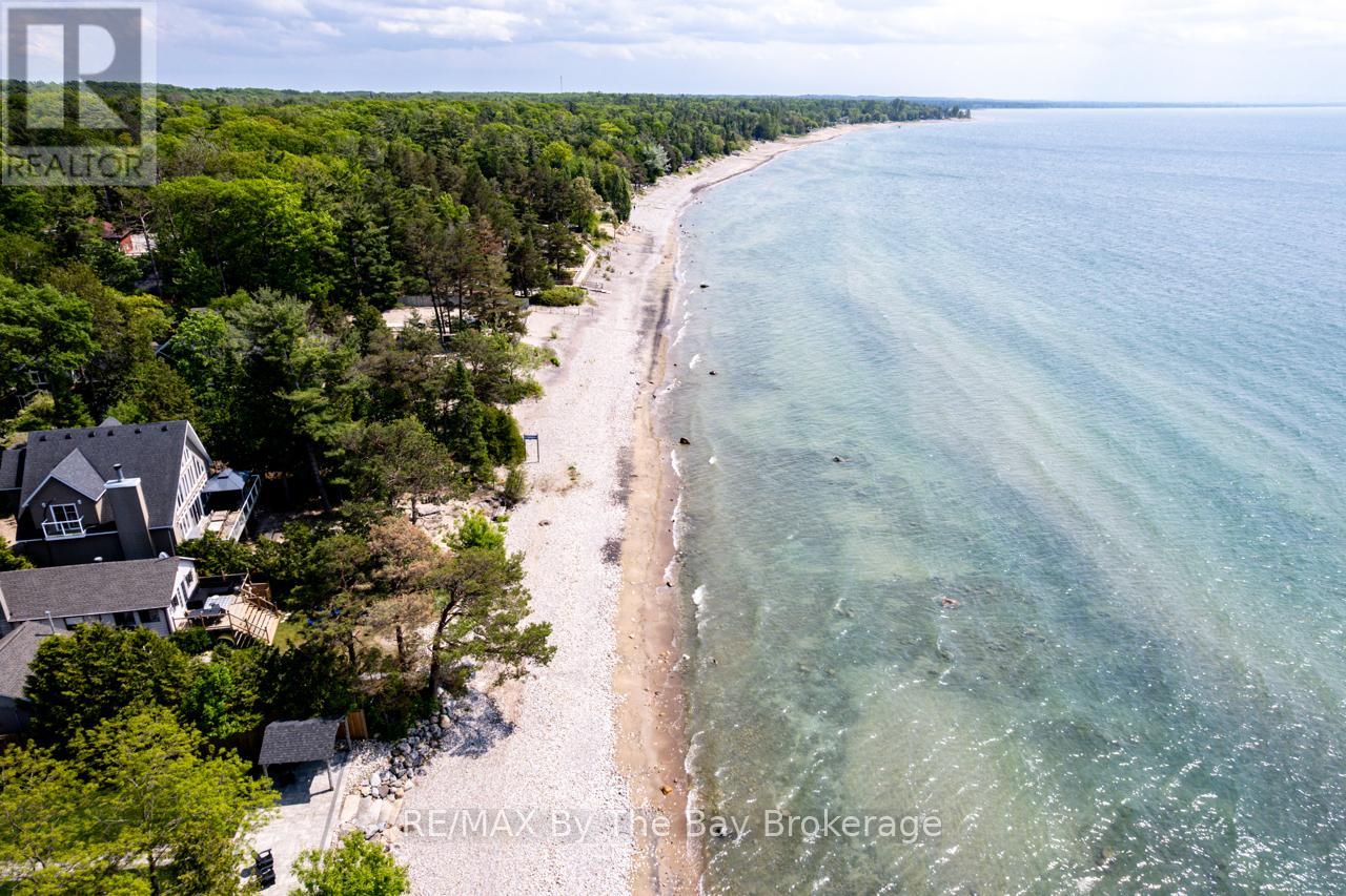 50 Balsam Street, Tiny, Ontario  L0L 1P1 - Photo 45 - S12219379