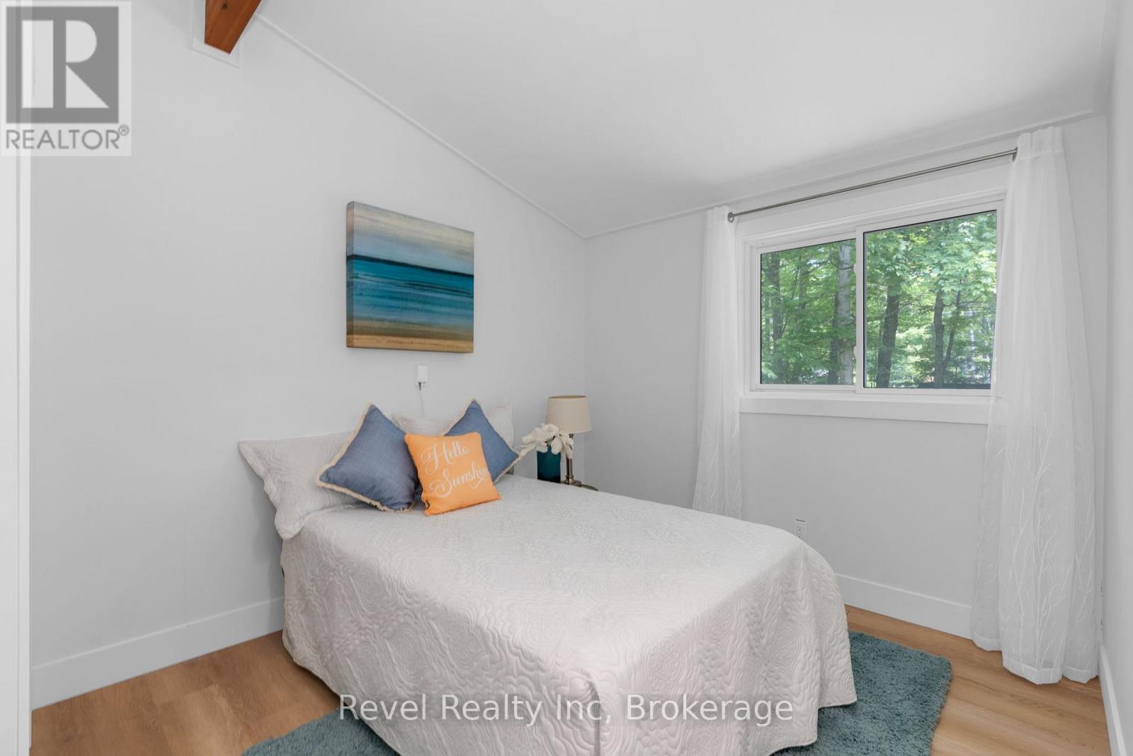 1204 Tiny Beaches Road N, Tiny, Ontario  L9M 0H7 - Photo 15 - S12219441