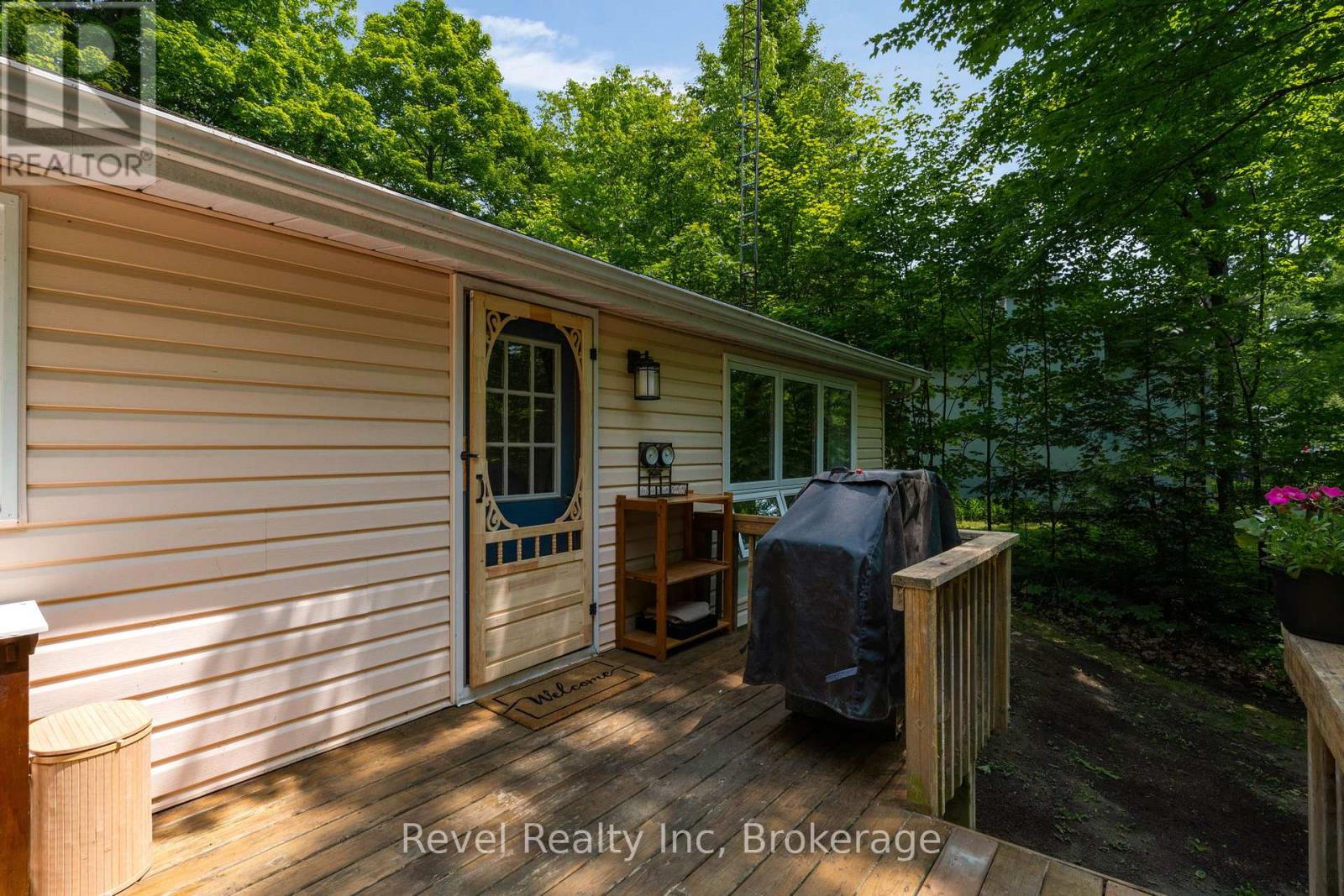 1204 Tiny Beaches Road N, Tiny, Ontario  L9M 0H7 - Photo 19 - S12219441
