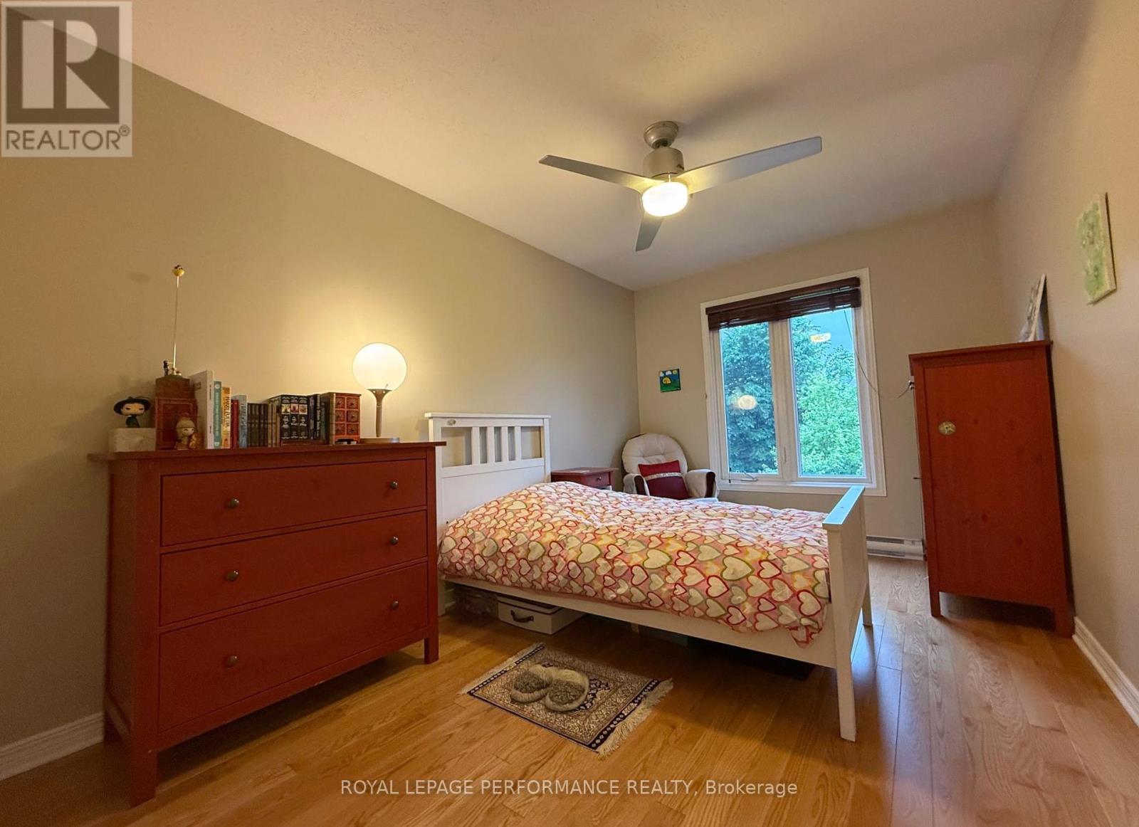118 Dunbarton Court, Ottawa, Ontario  K1K 4L6 - Photo 17 - X12215423
