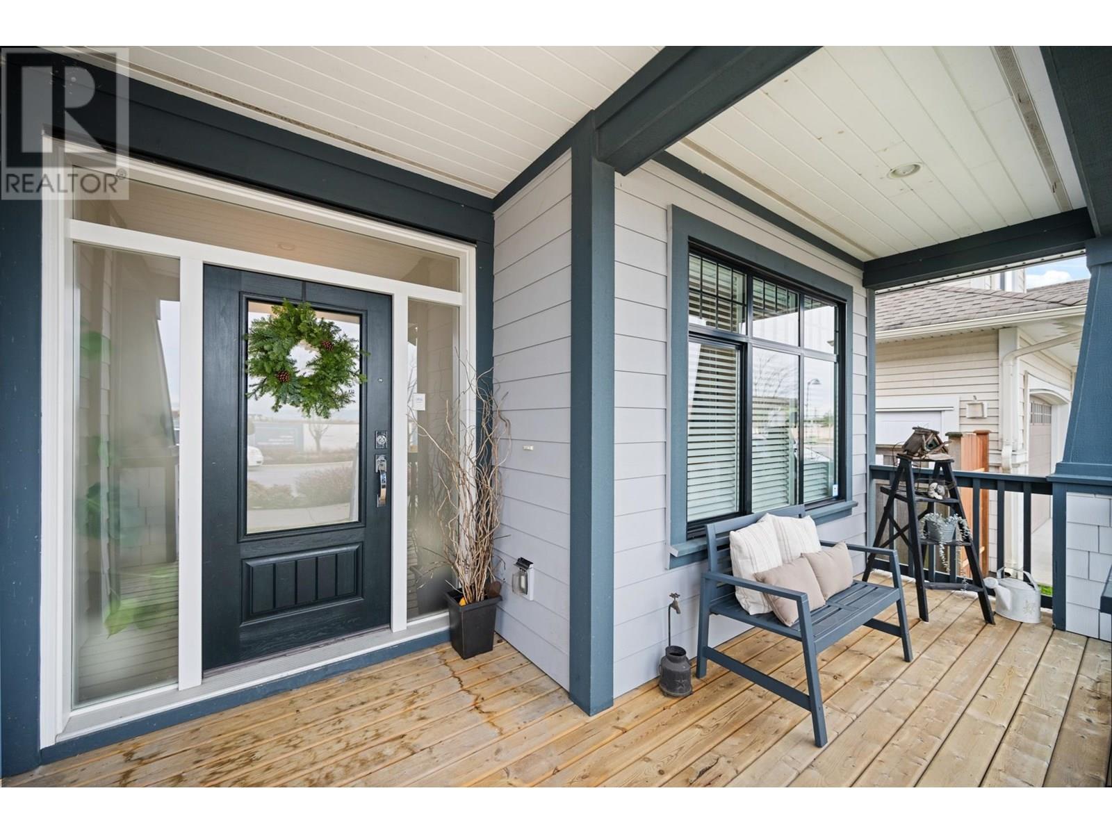 4676 Blue Heron Way, Tsawwassen, British Columbia  V4M 0A8 - Photo 2 - R3015218