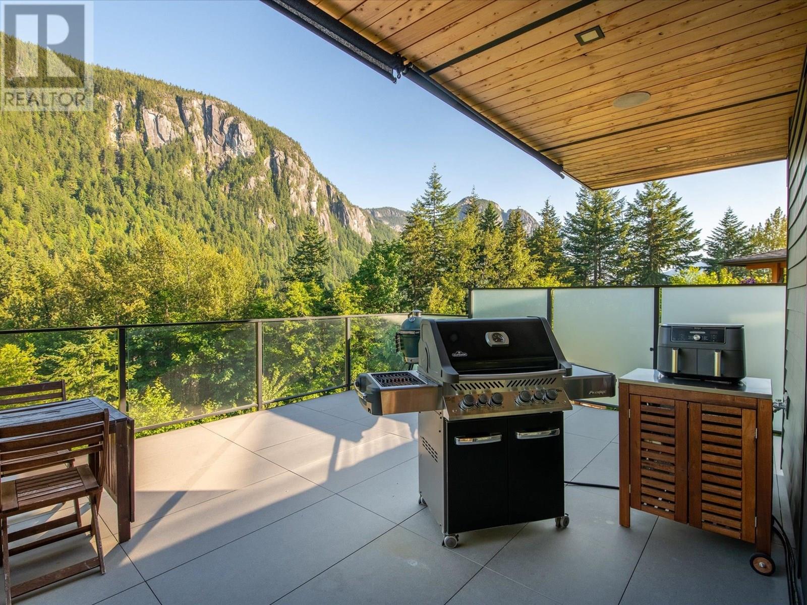 2258 Windsail Place, Squamish, British Columbia  V8B 0T6 - Photo 9 - R3015224